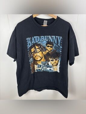 Bad Bunny 2022 El Ultimo Tour Del Mundo Merchandise T-Shirt Men's XL Concert Tee